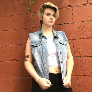 Light Wash Spiked Collar Jean Vest